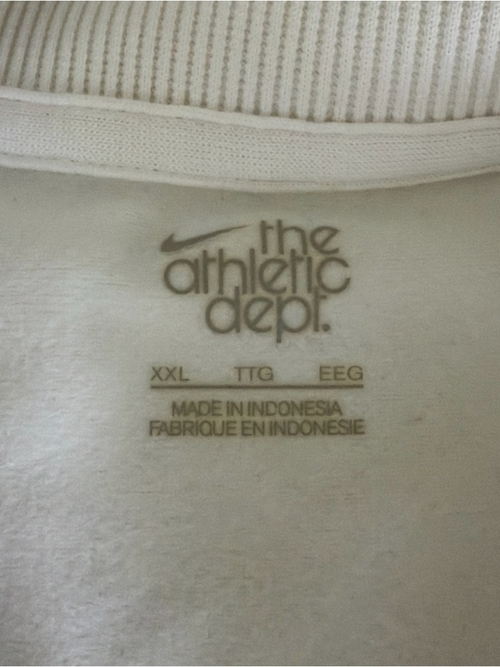 Nike Men’s White and Navy Colorblock Windbreaker Jacket - Picture 8 of 11